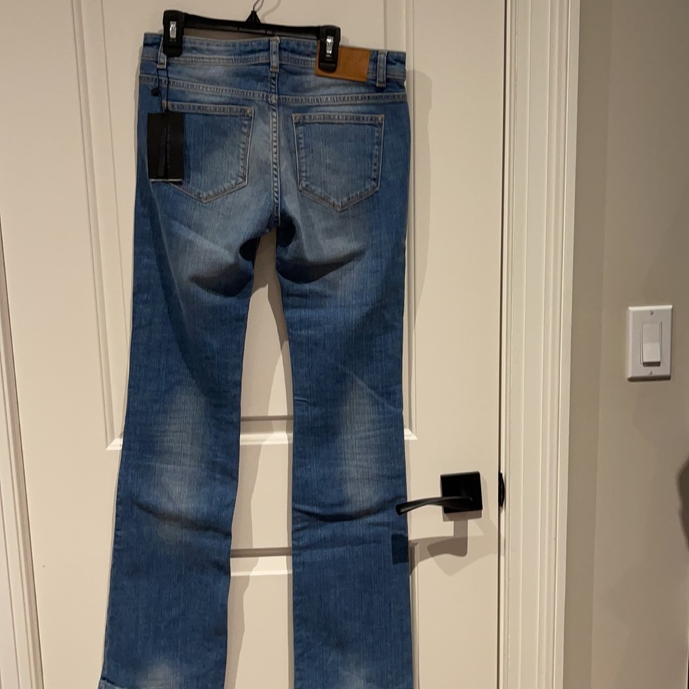 Jeans - Picture 3 of 4